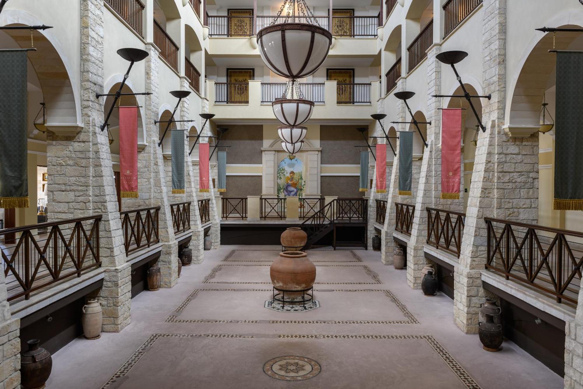 Elysium Otel Pafos Dış mekan fotoğraf Interior of the hotel