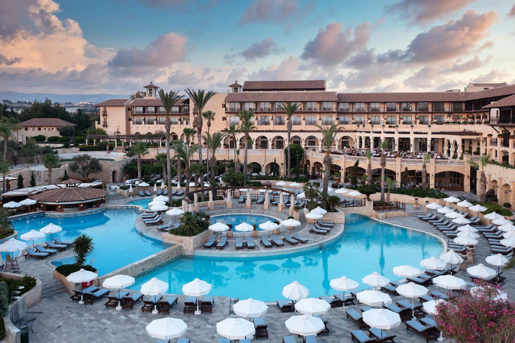 Elysium Otel Pafos Dış mekan fotoğraf The Resort at Atlantis Paradise Island
