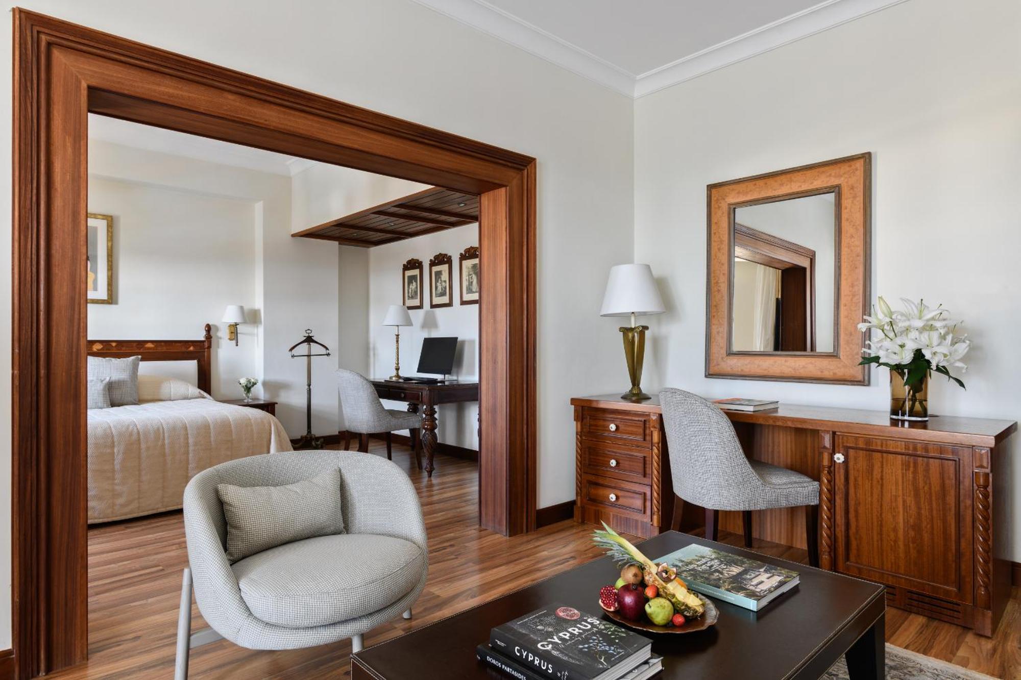 Elysium Otel Pafos Dış mekan fotoğraf Suite